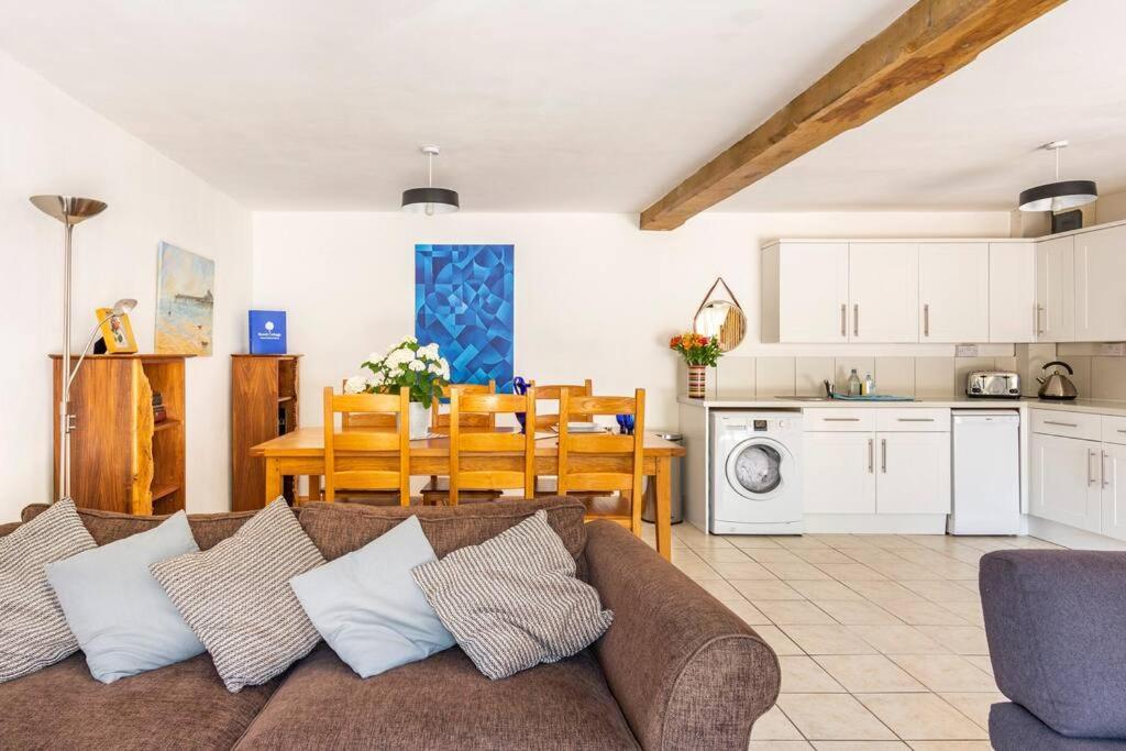 Beech Cottage, Spacious Rural Retreat Usk Buitenkant foto