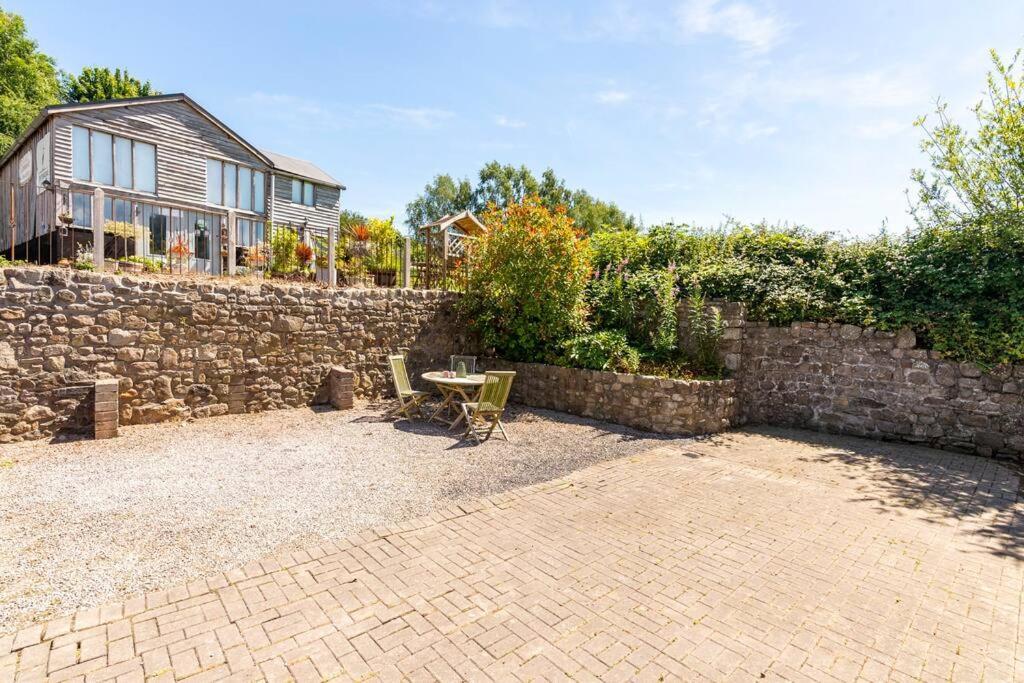 Beech Cottage, Spacious Rural Retreat Usk Buitenkant foto