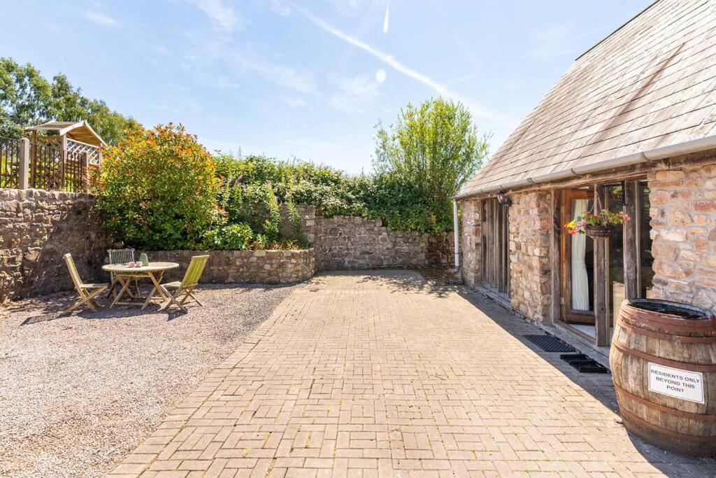 Beech Cottage, Spacious Rural Retreat Usk Buitenkant foto
