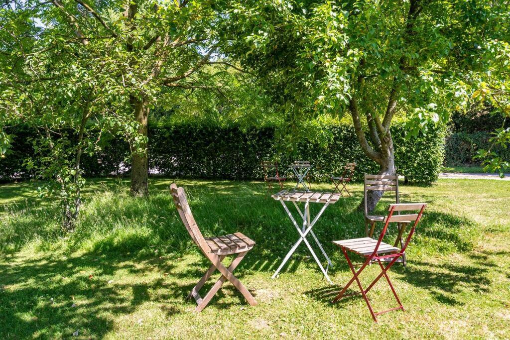 Beech Cottage, Spacious Rural Retreat Usk Buitenkant foto